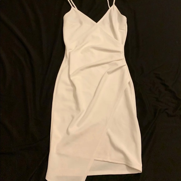 White small dress - Picture 1 of 2